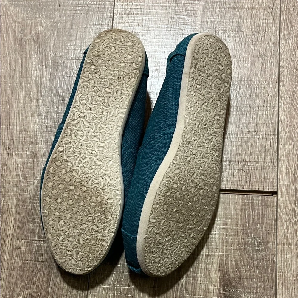 Toms Teal Canvas Flats Size 7